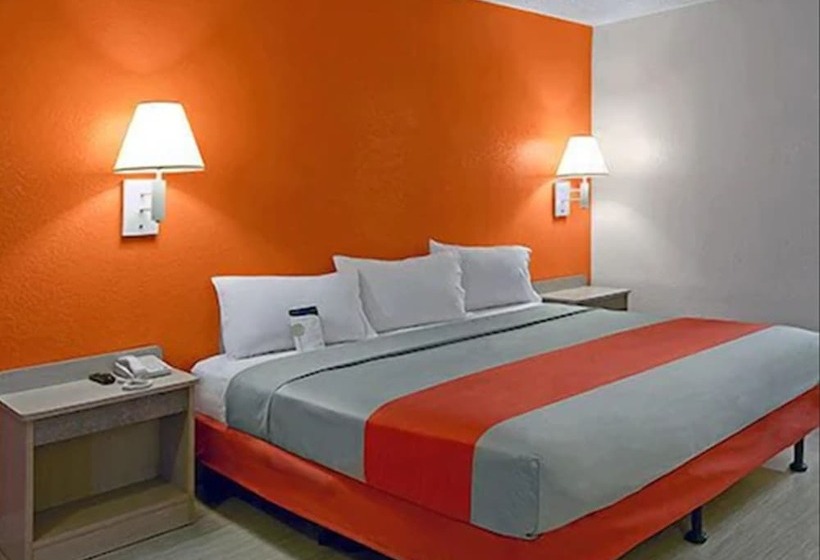 اتاق استاندارد با تخت دوبل برای معلولان, Motel 6 Albuquerque Northeast