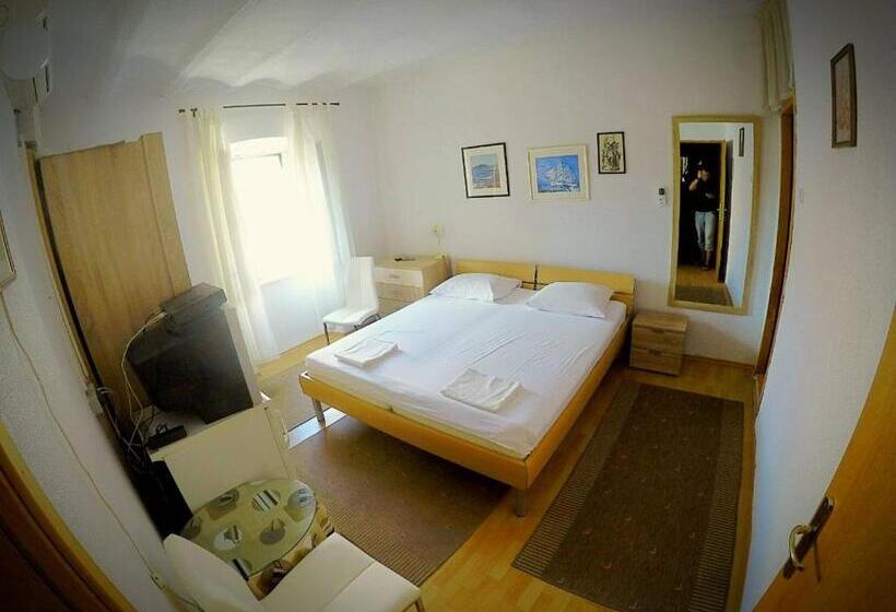 اتاق استاندارد, Accommodation Old Town Vitaic