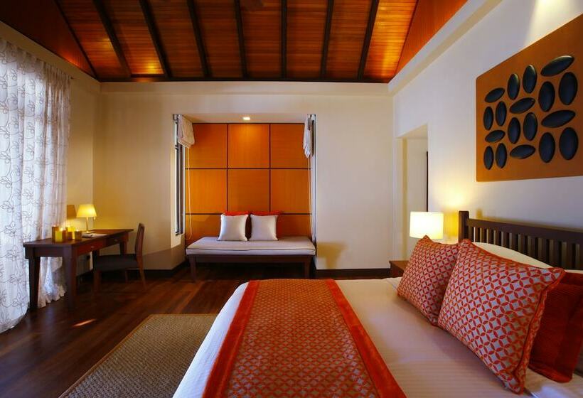 بانگلوی لوکس, Kurumba Maldives