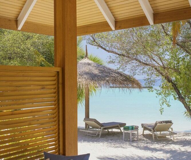 بانگلوی لوکس, Kurumba Maldives
