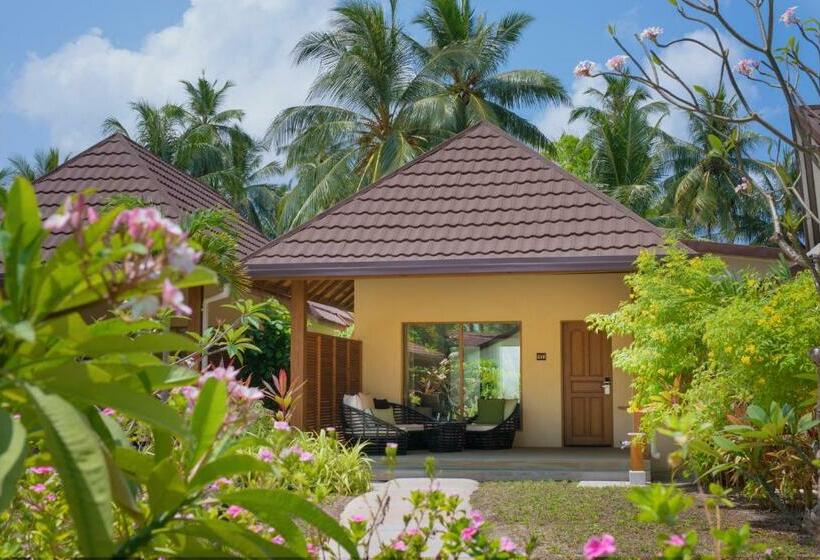 ویلای لوکس 1 خوابه, Kurumba Maldives