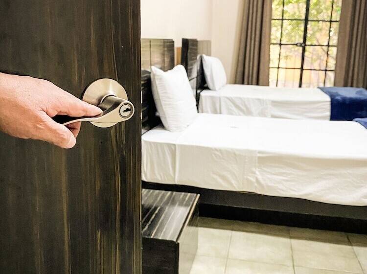 스탠다드 룸, Amigo Suites