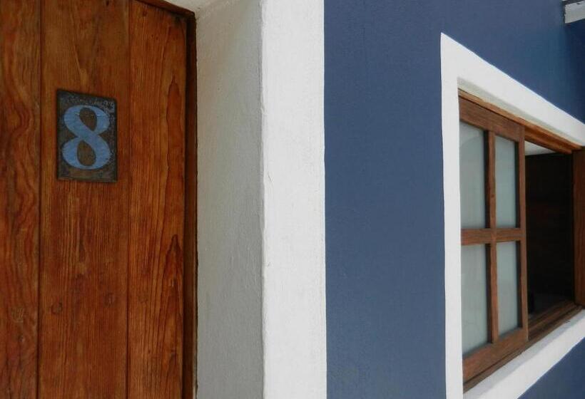 سوییت جونیور, La Casa Del Atrio