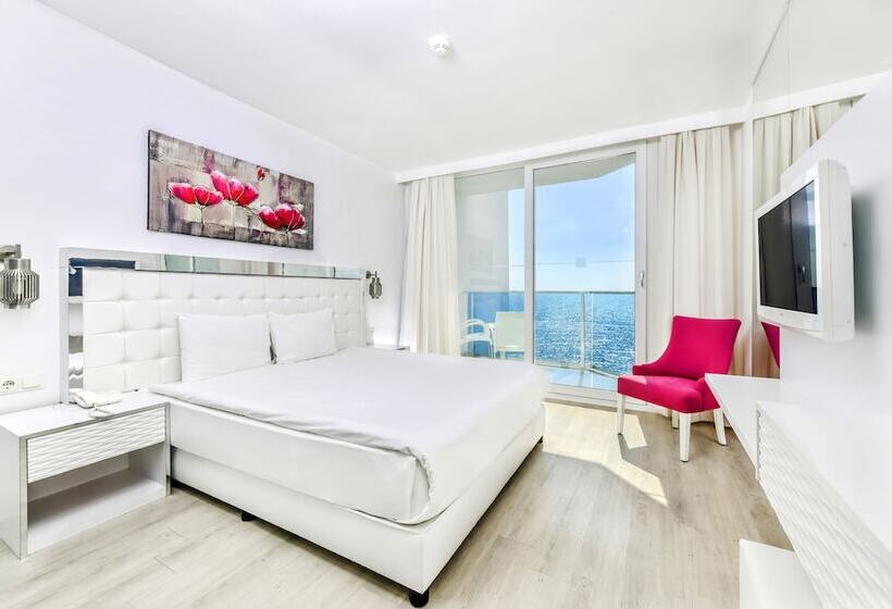 اتاق استاندارد با چشم‌انداز دریا, Le Bleu  & Resort Kusadasi  Ultra All Inclusive