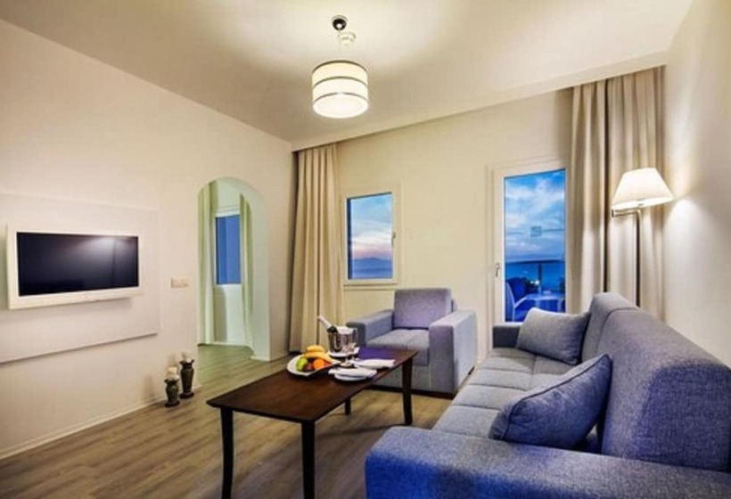 Suite, Le Bleu  & Resort Kusadasi  Ultra All Inclusive