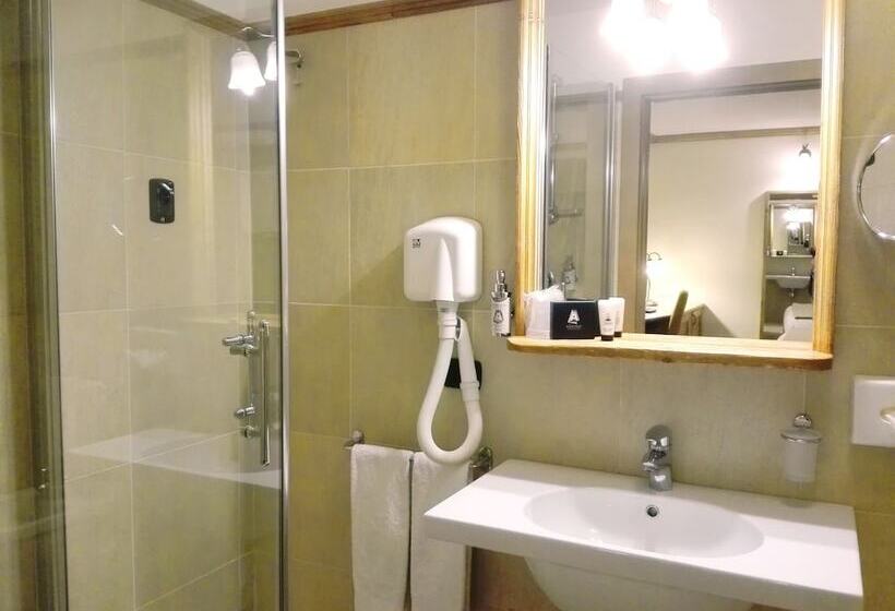 اتاق استاندارد یک نفره, Le Miramonti Hotel Restaurant & Wellness