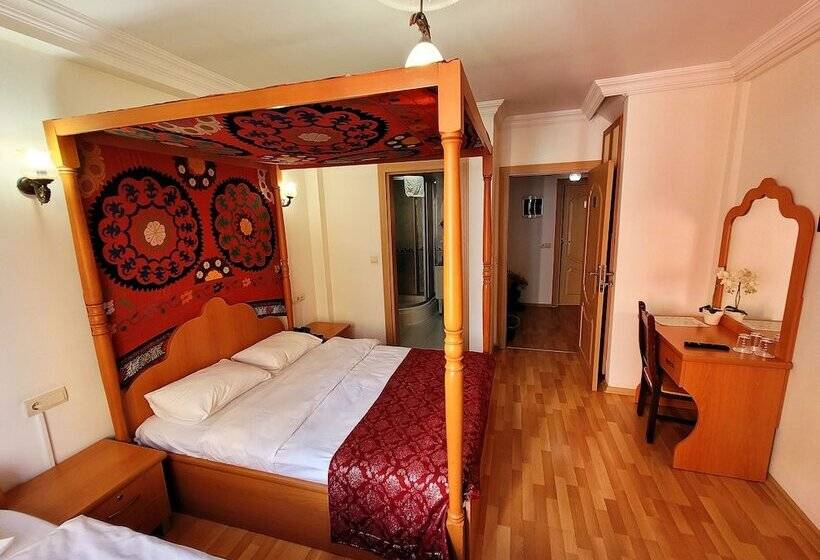 اتاق استاندارد سه نفره, Marmara Guesthouse