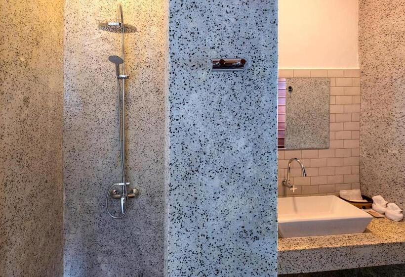اتاق سوپریور یک تخته, Residence Bassac