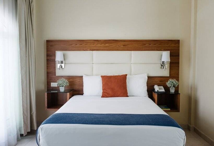 Standard Room 2 Double Beds, San Miguel, En El Centro  Desayuno Gratis