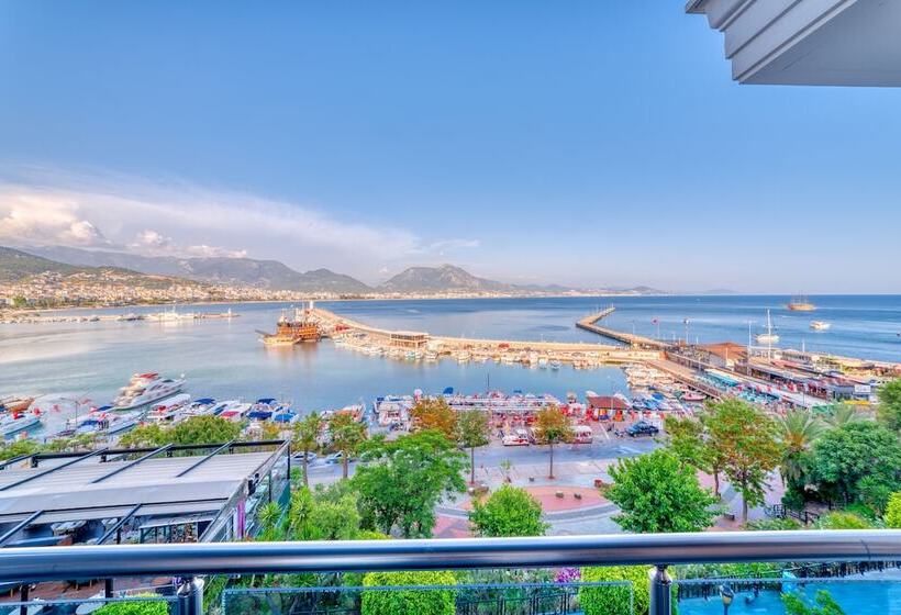 اتاق استاندارد با چشم‌انداز دریا, Numa Port