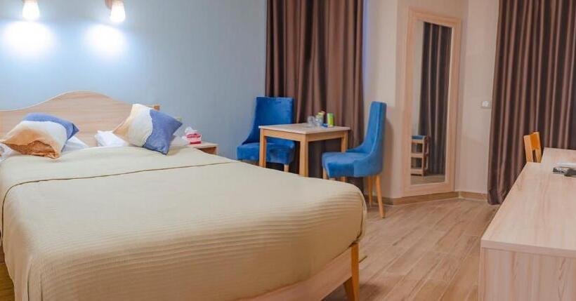 بانگلوی استاندارد, Mangrove Bay Resort