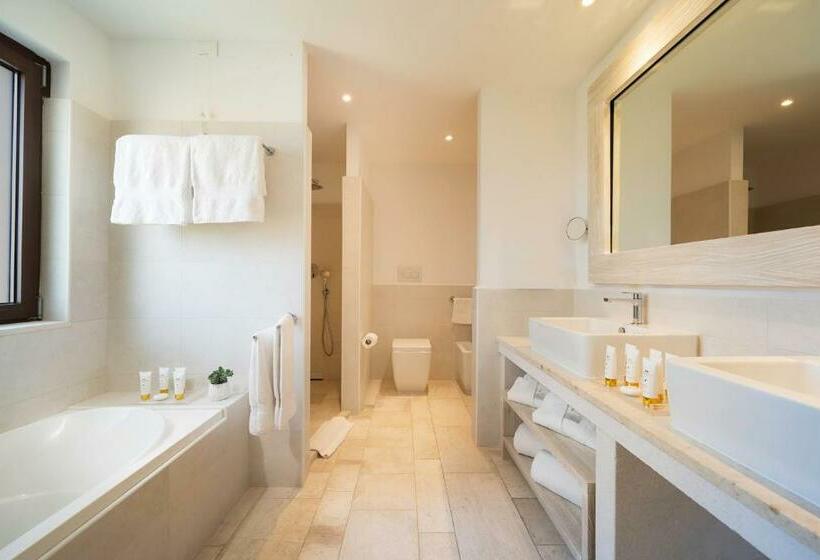 سوییت جونیور, Baglioni Resort Sardinia   The Leading Hotels Of The World