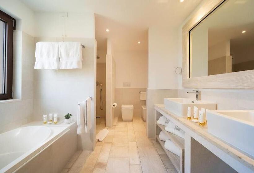 سوییت جونیور, Baglioni Resort Sardinia   The Leading Hotels Of The World