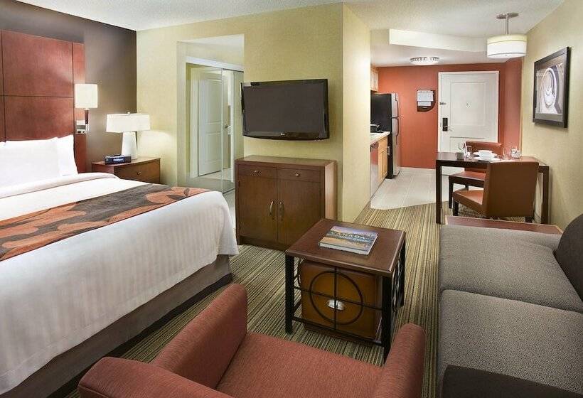 استودیوی استاندارد با تخت دوبل, Courtyard By Marriott Calgary Airport