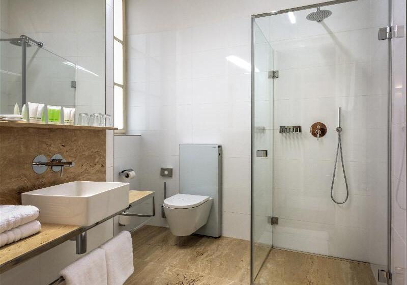 اتاق استاندارد, Holiday Inn Express And Suites   Bradford, An Ihg
