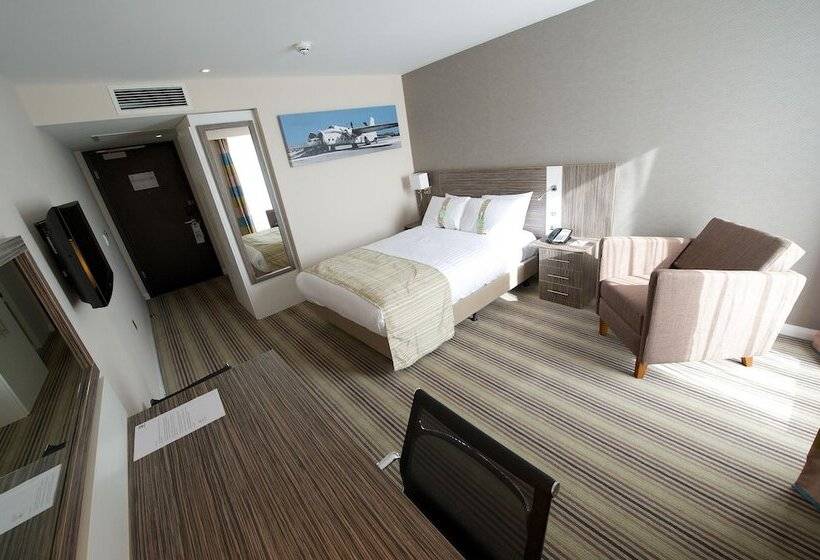اتاق پرمیوم, Holiday Inn Southend, An Ihg