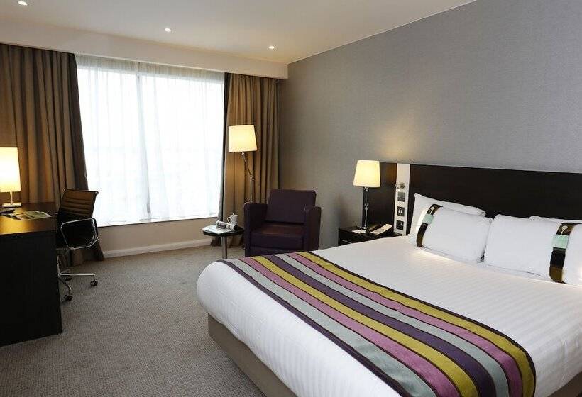 اتاق پرمیوم, Holiday Inn Southend, An Ihg