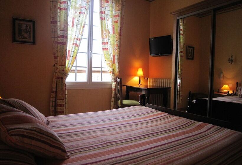 اتاق استاندارد, Hostellerie De La Bouriane