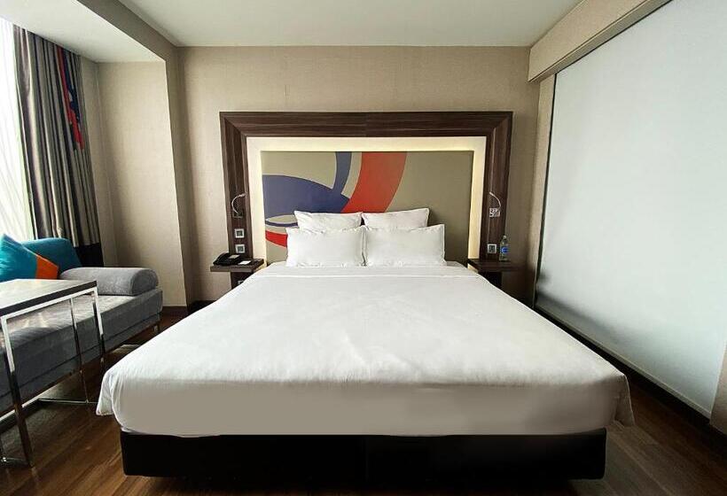 Standaardkamer met Kingsize Bed, Novotel Bangkok Impact