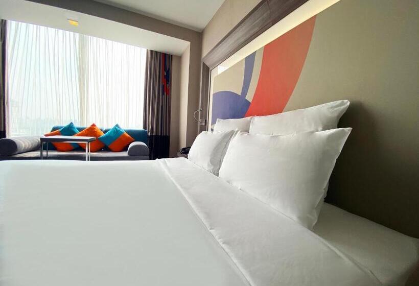 اتاق استاندارد با تخت بزرگ, Novotel Bangkok Impact