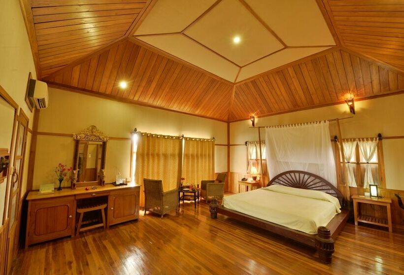 Deluxe Room, Shwe Inn Tha Floating Resort