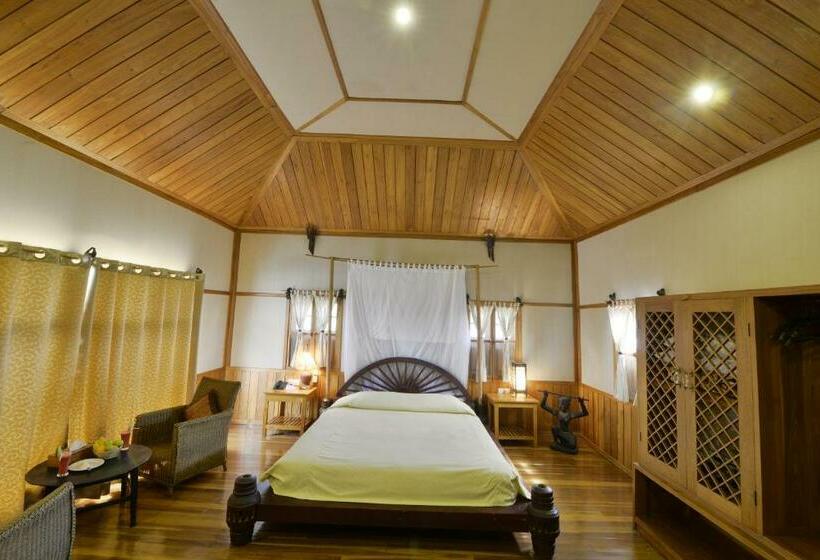 Deluxe Room, Shwe Inn Tha Floating Resort