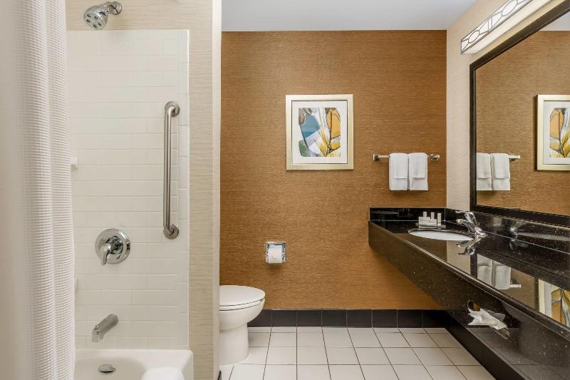 اتاق استاندارد با تخت بزرگ, Fairfield By Marriott Peoria East