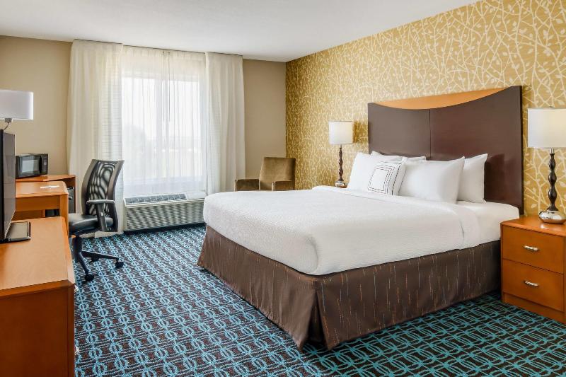 اتاق استاندارد با تخت بزرگ, Fairfield By Marriott Peoria East