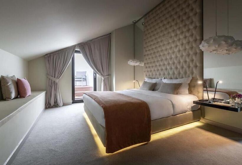 Suite with Terrace, 9hotel Mercy