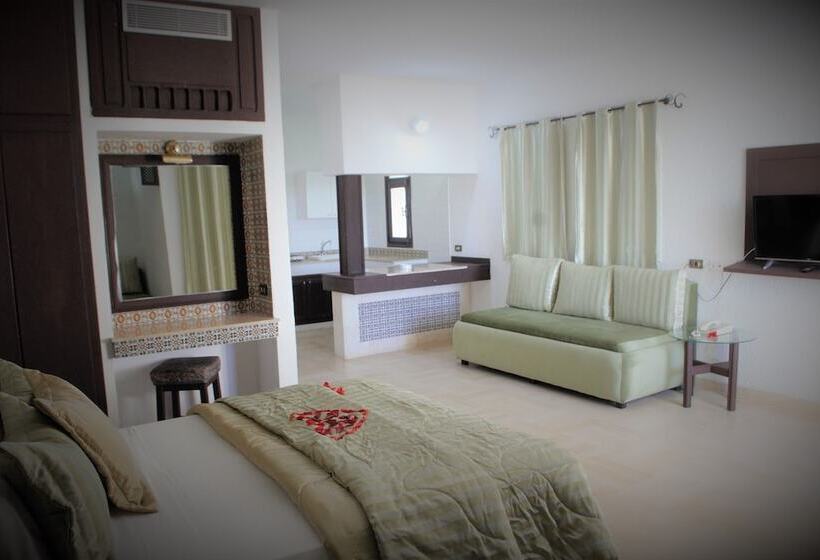 اتاق استاندارد چهار تخته, Residence Ain Meriem