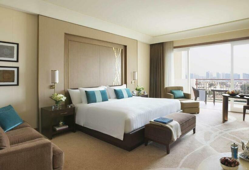 Quarto Deluxe com Sacada, Anantara Eastern Mangroves Abu Dhabi