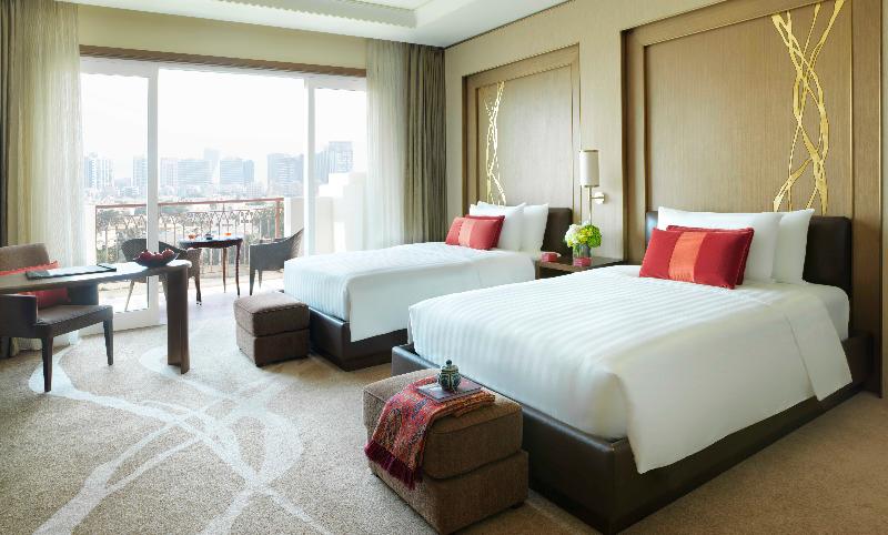 Deluxe Room with Balcony, Anantara Eastern Mangroves Abu Dhabi