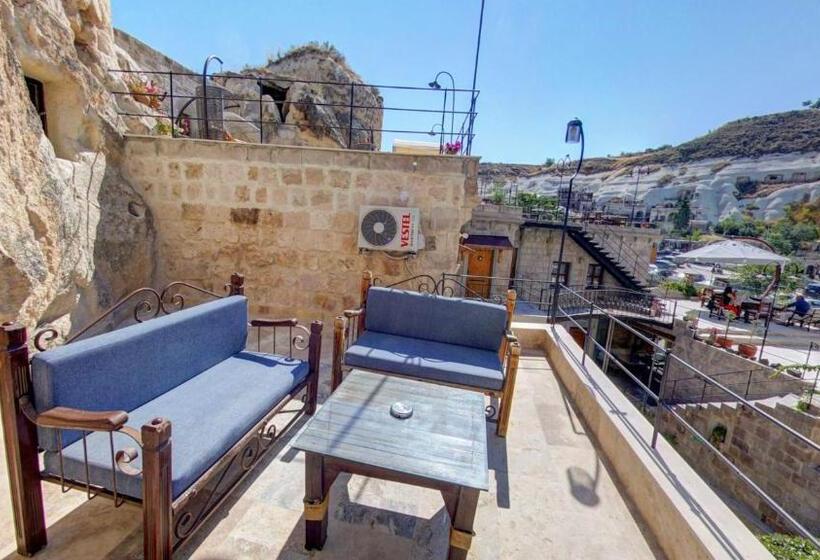 سوئیت پریمیوم, Dervish Cave House & Restaurant