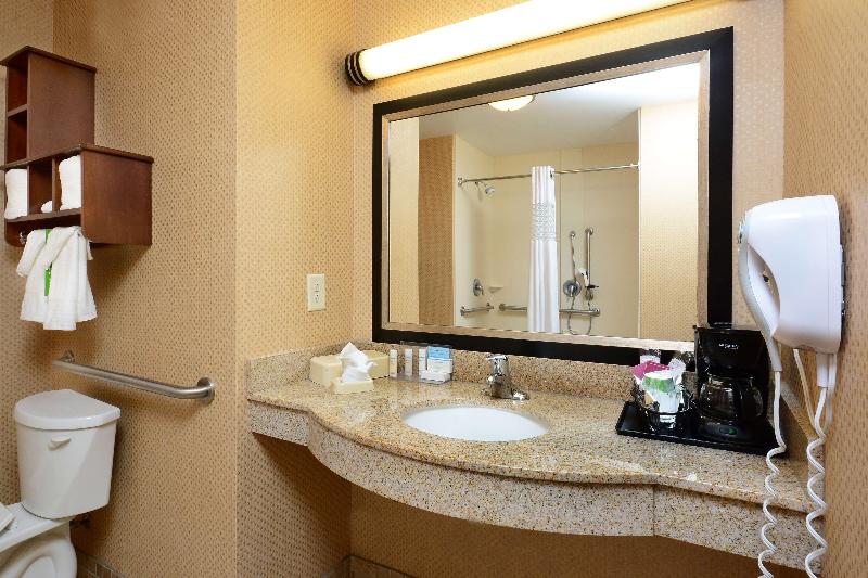 اتاق استاندارد, Hampton Inn & Suites Durham/north I85