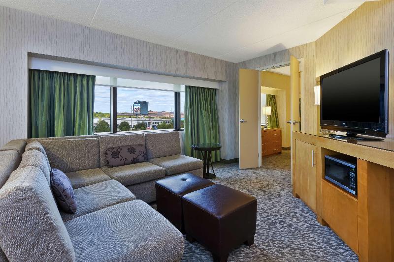 اتاق استاندارد برای معلولان, Hilton Garden Inn Frisco