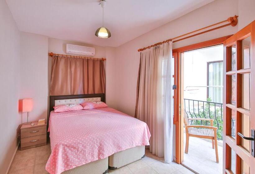 1 Bedroom Apartment Sea View, Kayahan