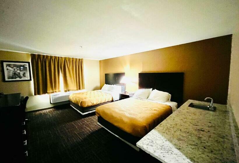 Quarto standard, Quality Inn Near Suncadia Resort