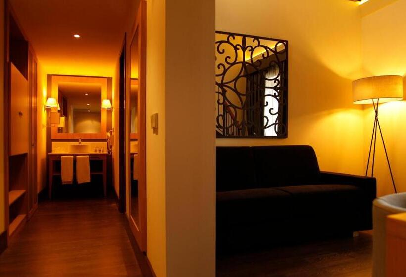 اتاق دوبلکس, Spa Martín El Humano