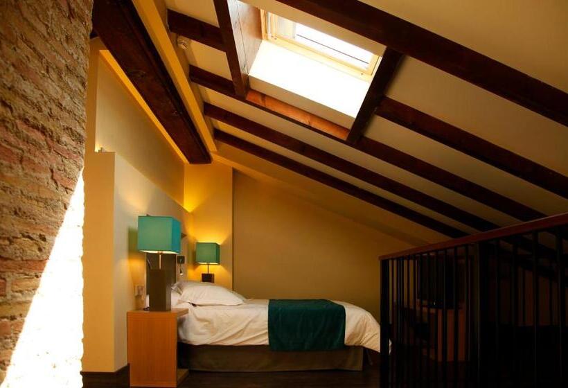 اتاق دوبلکس, Spa Martín El Humano