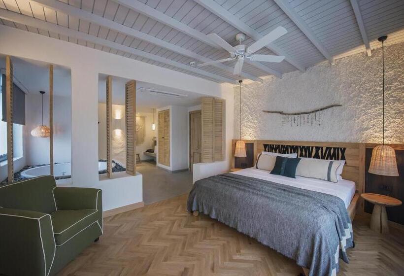 Номер Deluxe, Yacht Boheme Hotel Boutique Class   Adults Only