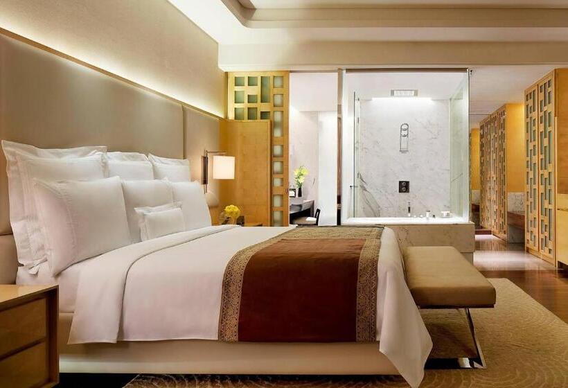 带大床的豪华间, Jw Marriott Hotel Chandigarh