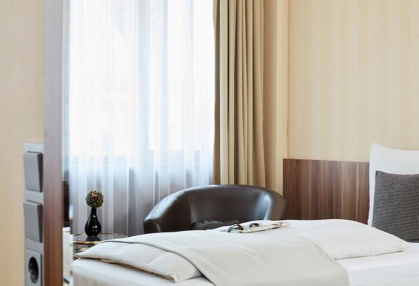 اتاق کلاس بیزنس, Living Hotel Düsseldorf