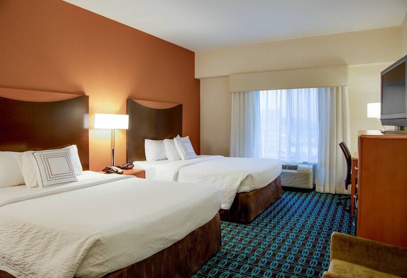 استودیوی استاندارد, Fairfield Inn & Suites Lake City