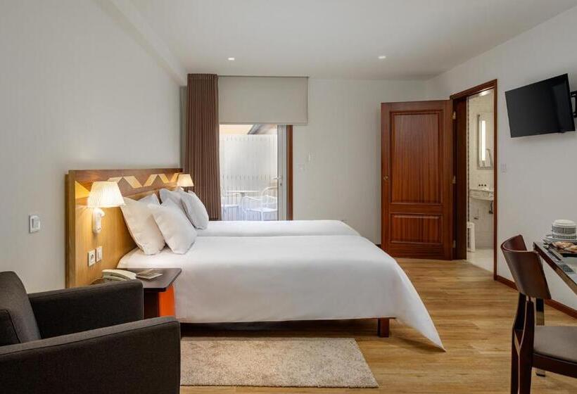 اتاق استاندارد برای معلولان, Aveiro Center