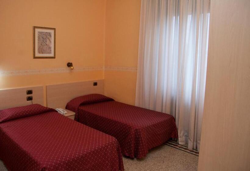 اتاق استاندارد, Casa La Salle   Roma Vaticano