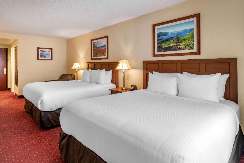 اتاق استاندارد برای معلولان, Comfort Inn & Suites Lake George
