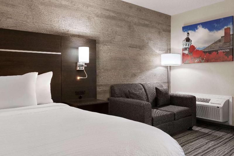 اتاق لوکس با تخت بزرگ, Days Inn By Wyndham Kingston