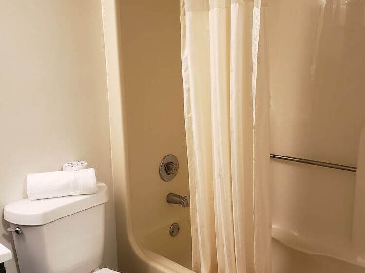 اتاق لوکس, Flamingo Inn Beachfront
