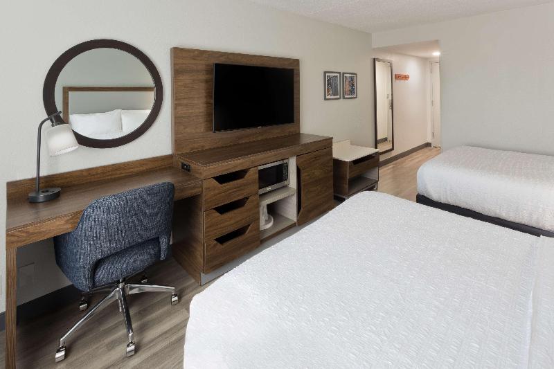 اتاق استاندارد با تخت دو نفره بزرگ, Hampton Inn & Suites Lanett West Point