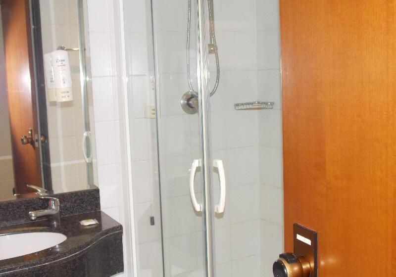 Стандартный Номер Кровать Кинг, Hilton Garden Inn Rapid City